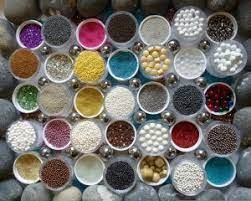 Non-metallic grinding balls